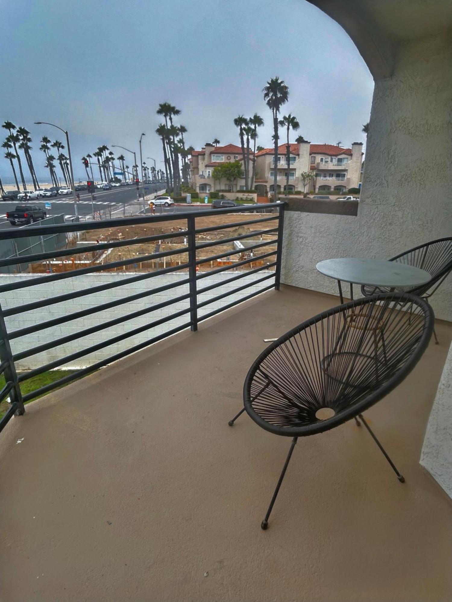 Huntington Beach Inn Bagian luar foto